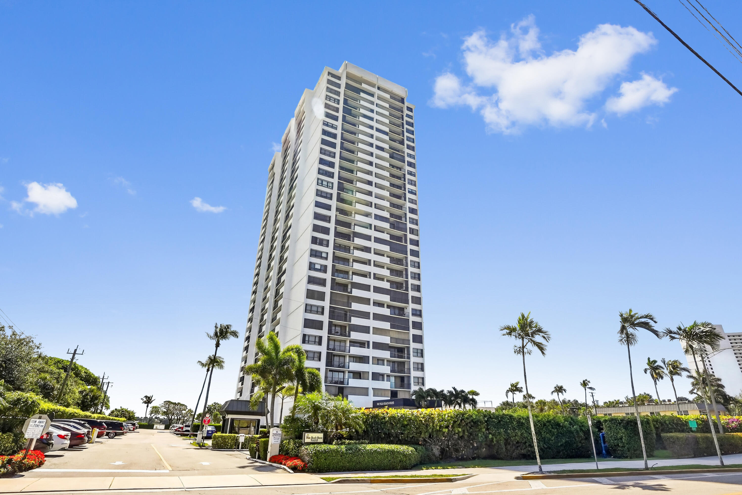 5600 N Flagler Drive # 1106, West Palm Beach FL 33407