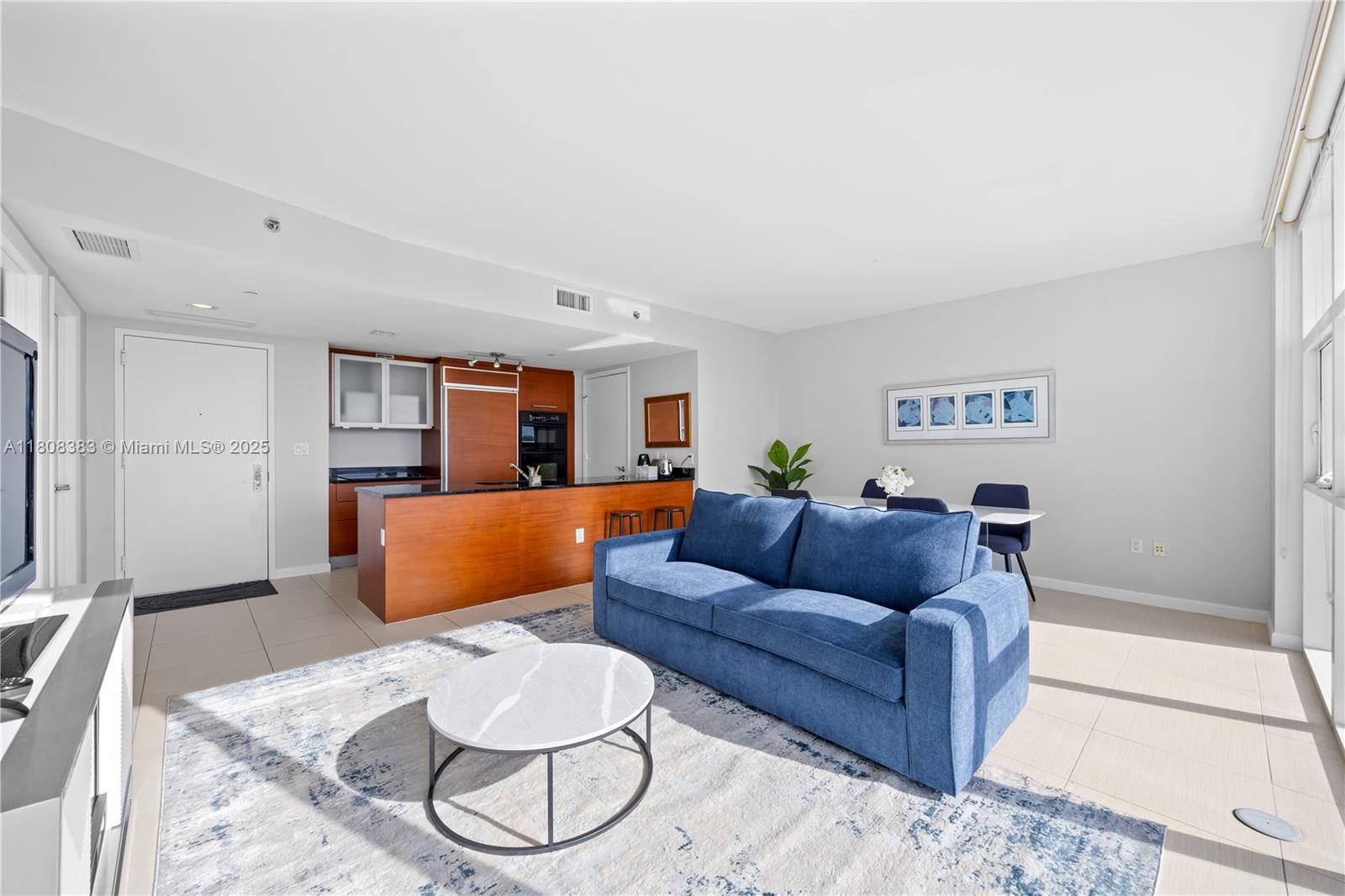 1830 S Ocean Dr # 1807, Hallandale Beach FL 33009