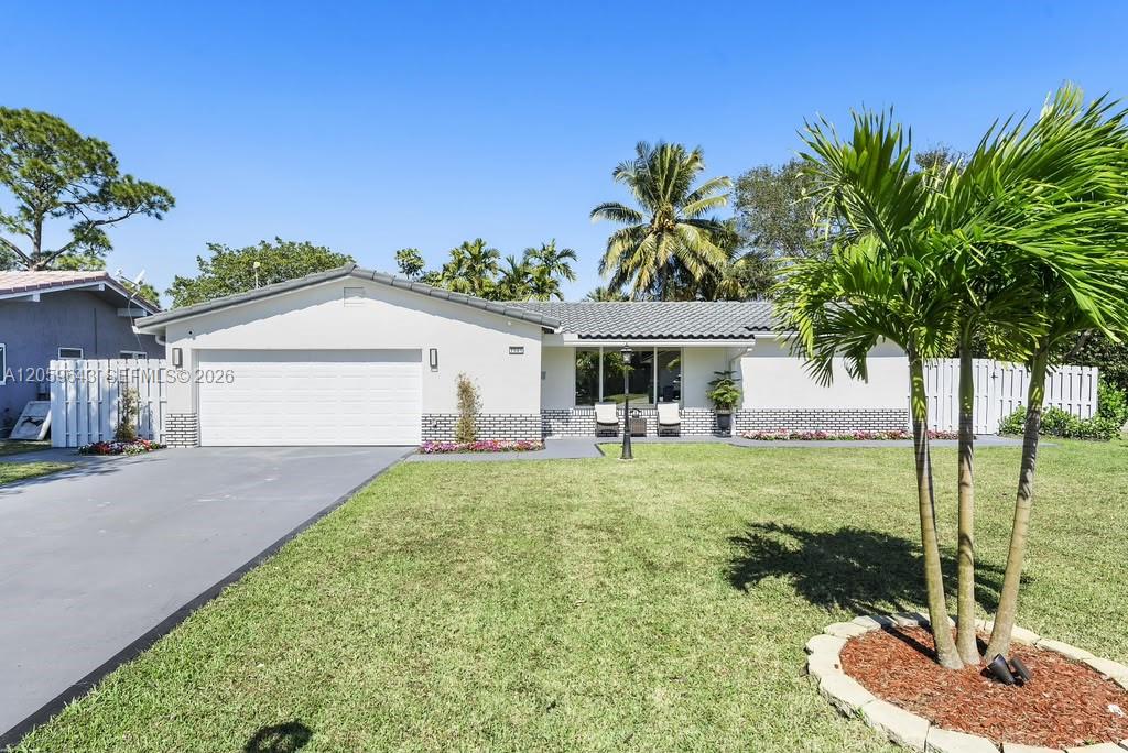 7501 NW 42nd St, Coral Springs FL 33065