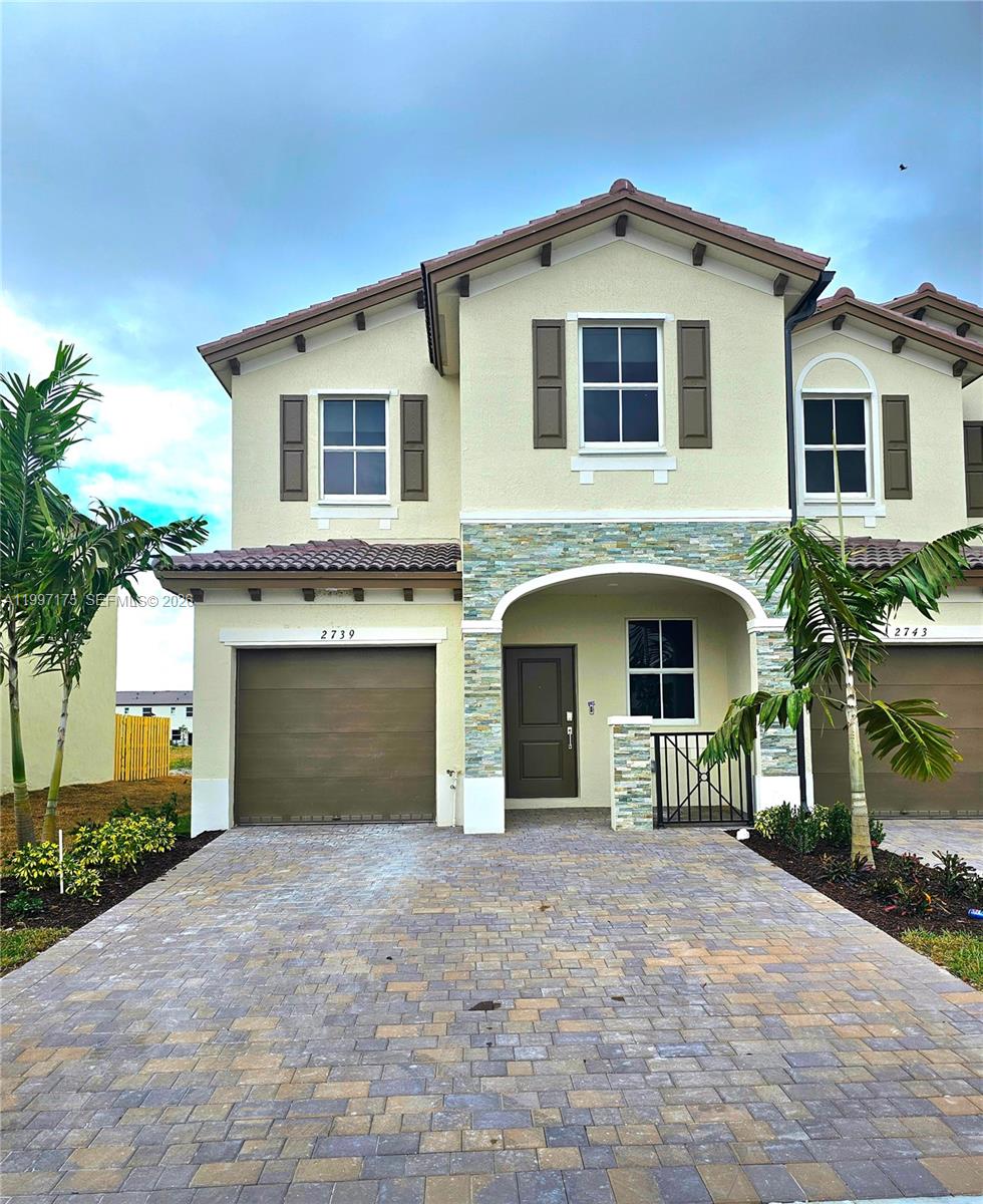 2739 SE 25th Ave, Homestead FL 33035