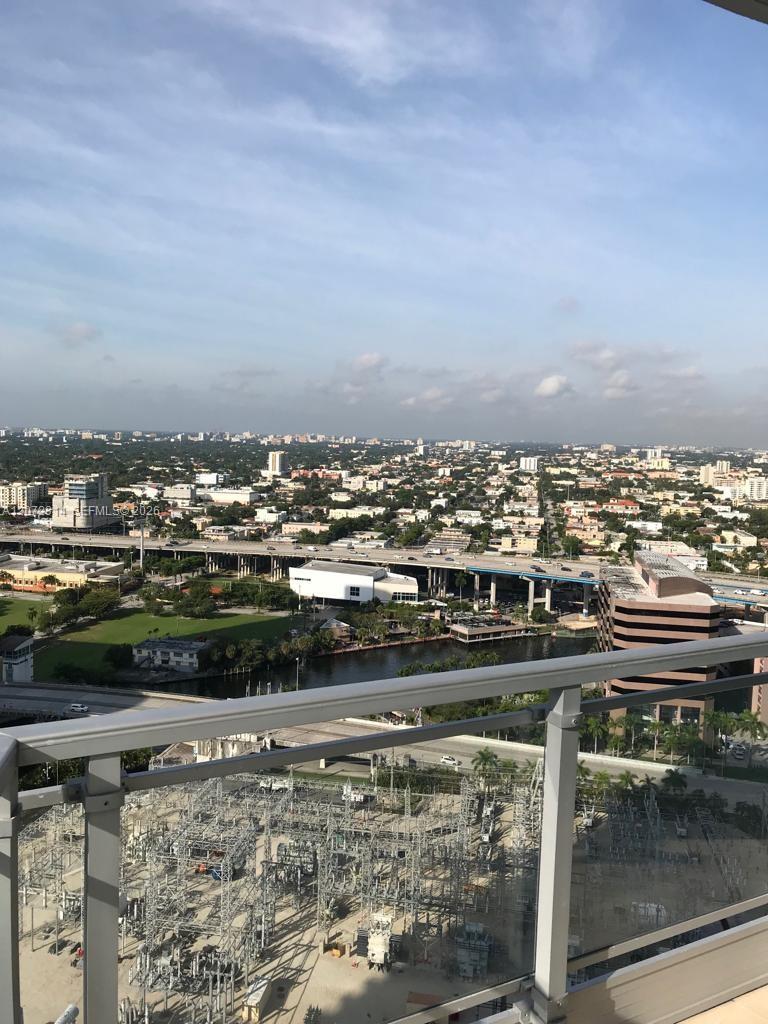 90 SW 3rd St # 2911, Miami FL 33130