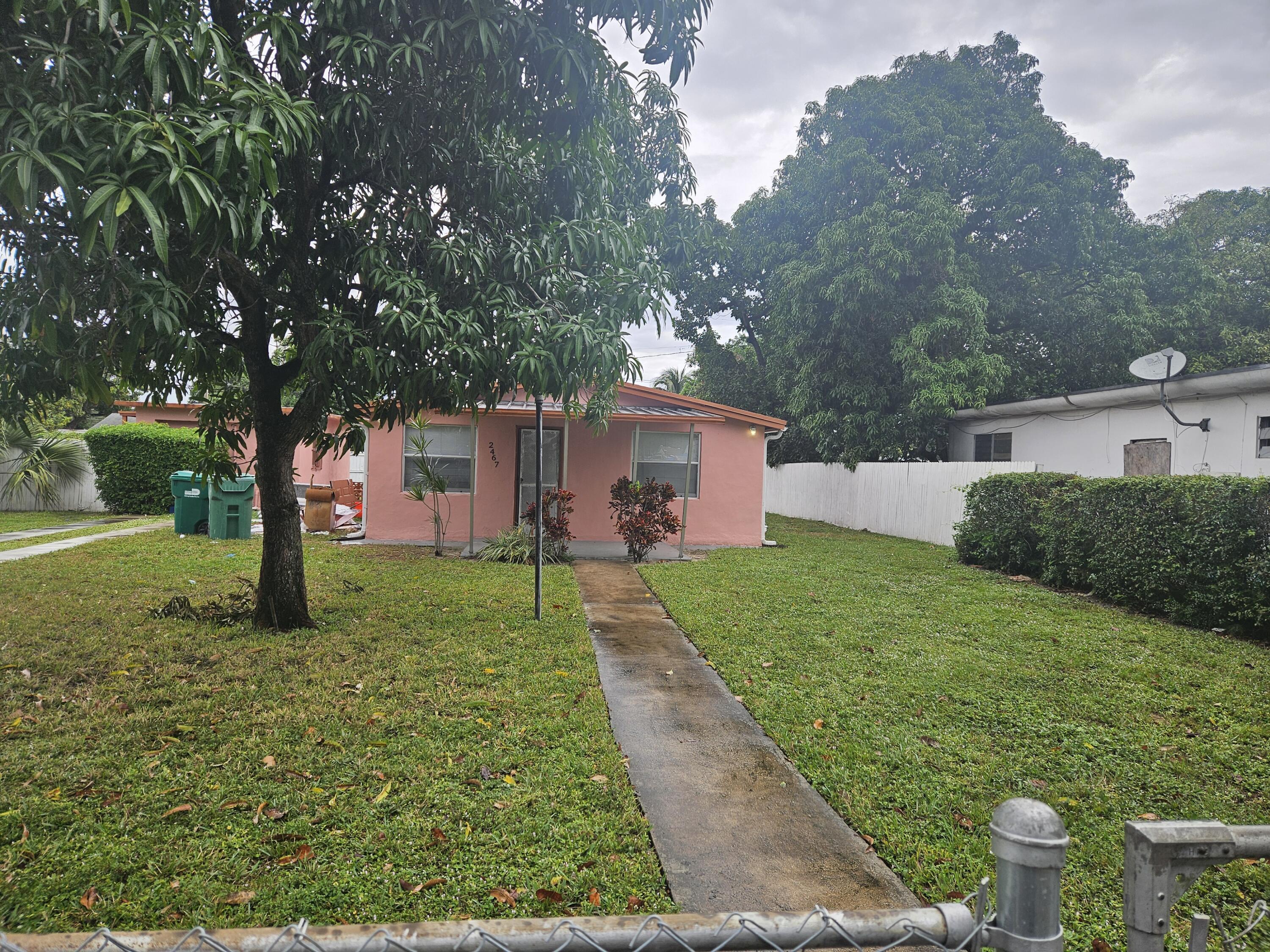 2467 NW 90TH Street — Photo 4