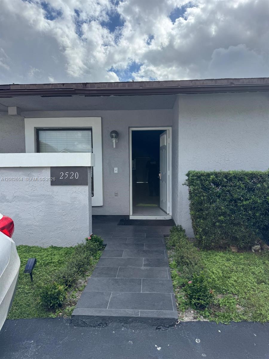 2516 SW 55th St # 2516 — Photo 3
