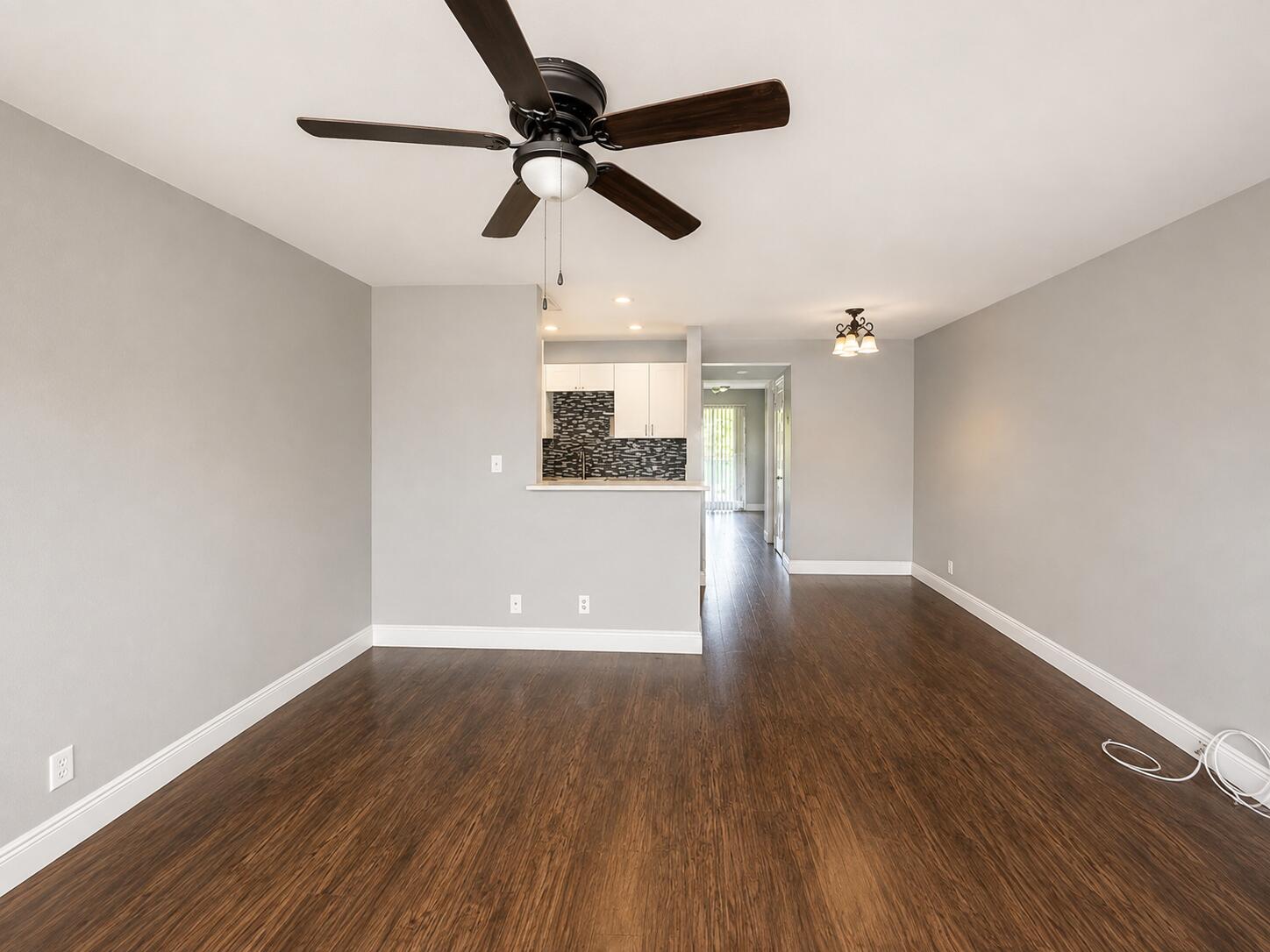 119 SUSSEX F # 119 — Photo 2