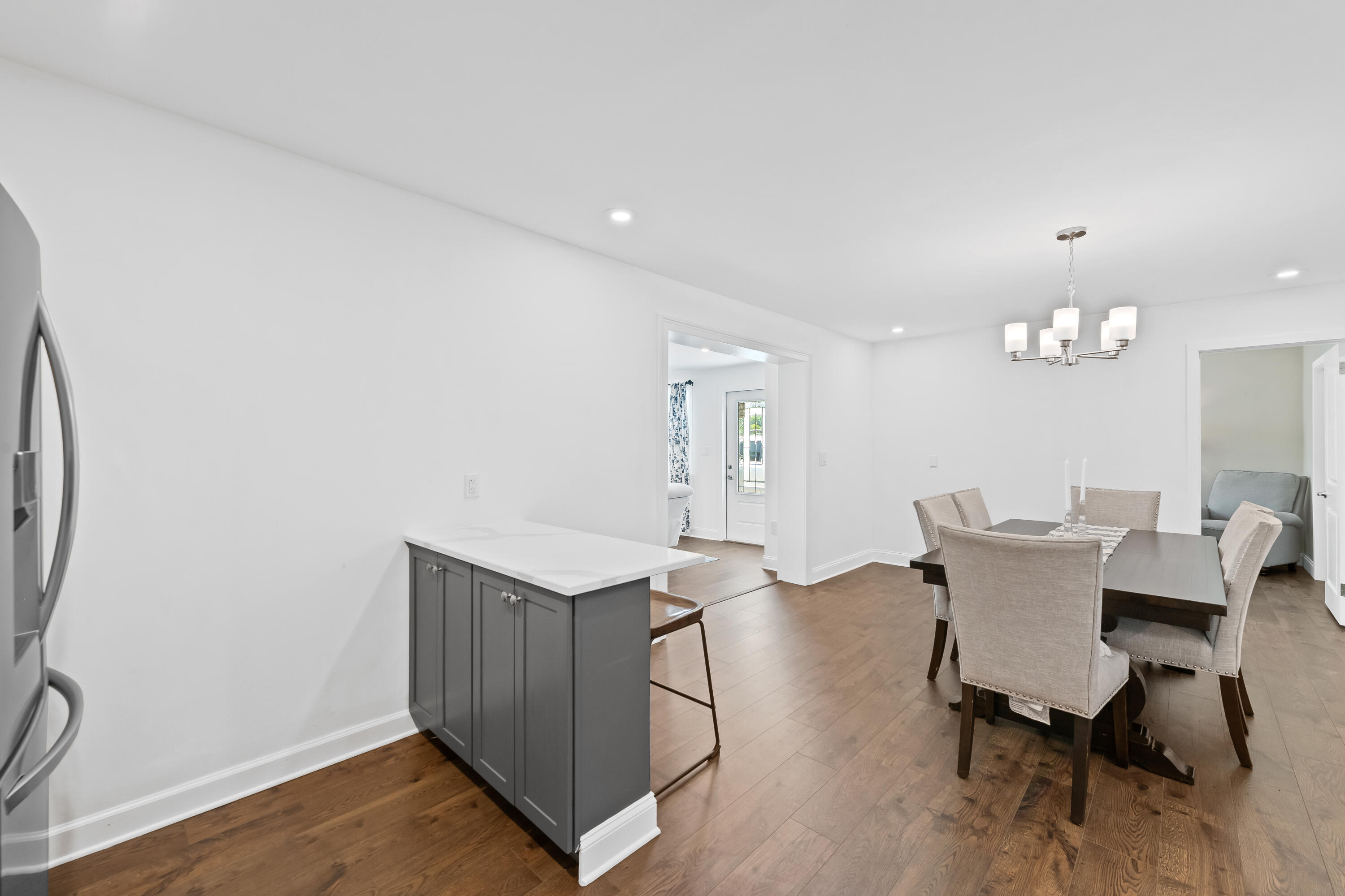 238 SW 10TH Avenue — Photo 5