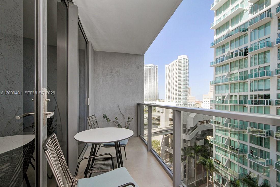 31 SE 6th St # 1206 View 8
