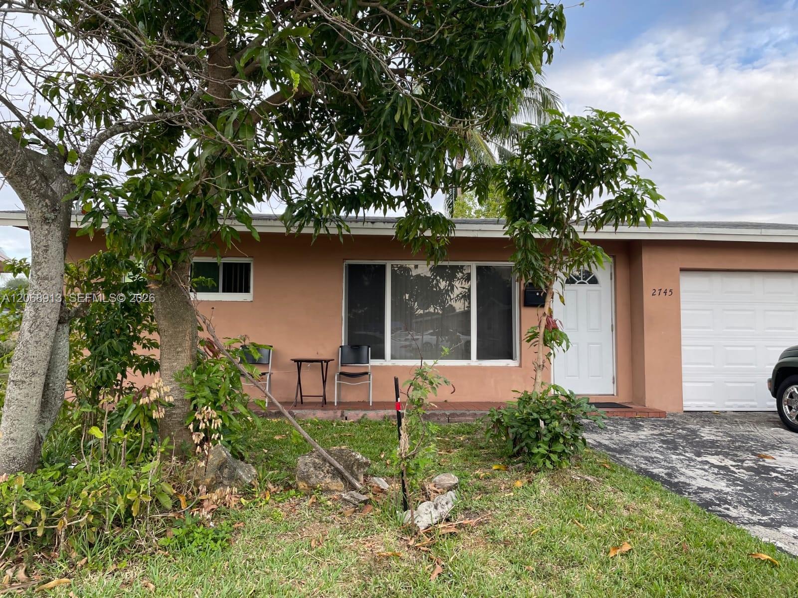 2745 NW 69th Ave, Sunrise FL 33313