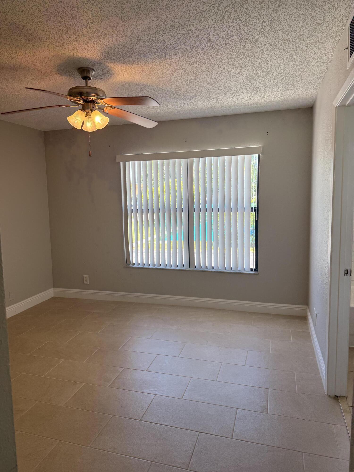 1440 LAKE CRYSTAL Drive # H — Photo 5