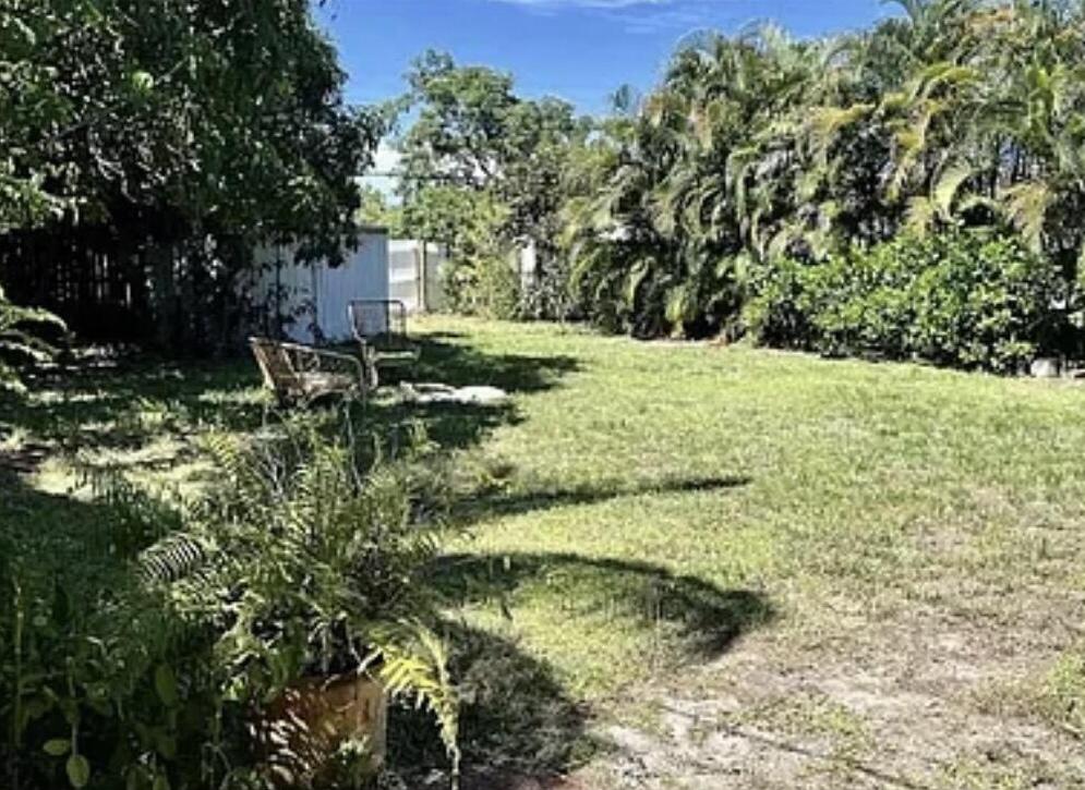 24 SW 12th Street, Dania Beach FL 33004
