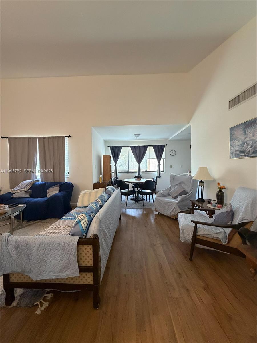 221 W Park Dr # 3 — Photo 4