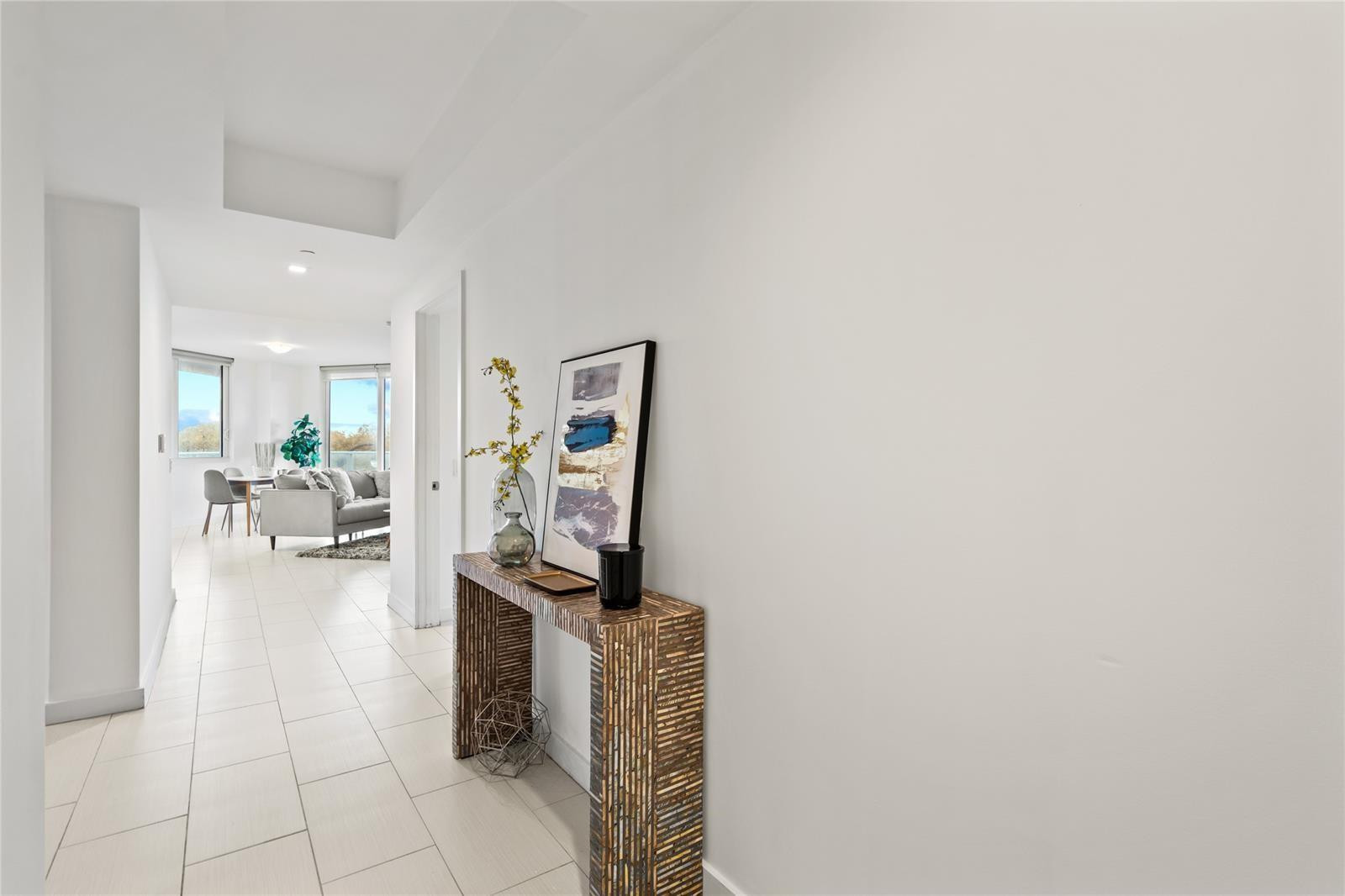 4250 Biscayne Boulevard # 402 — Photo 2