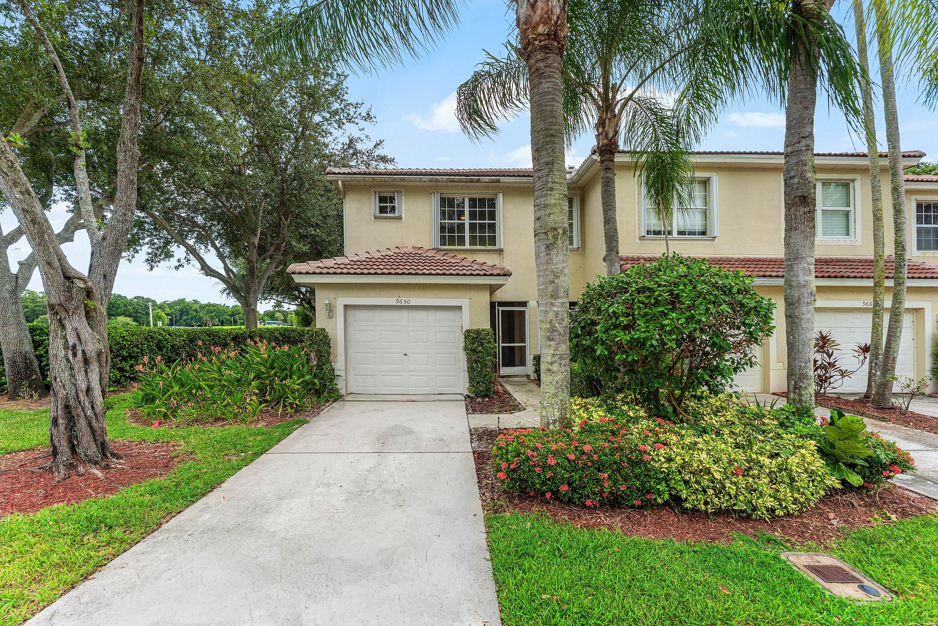 9650 Lago Drive, Boynton Beach FL 33472