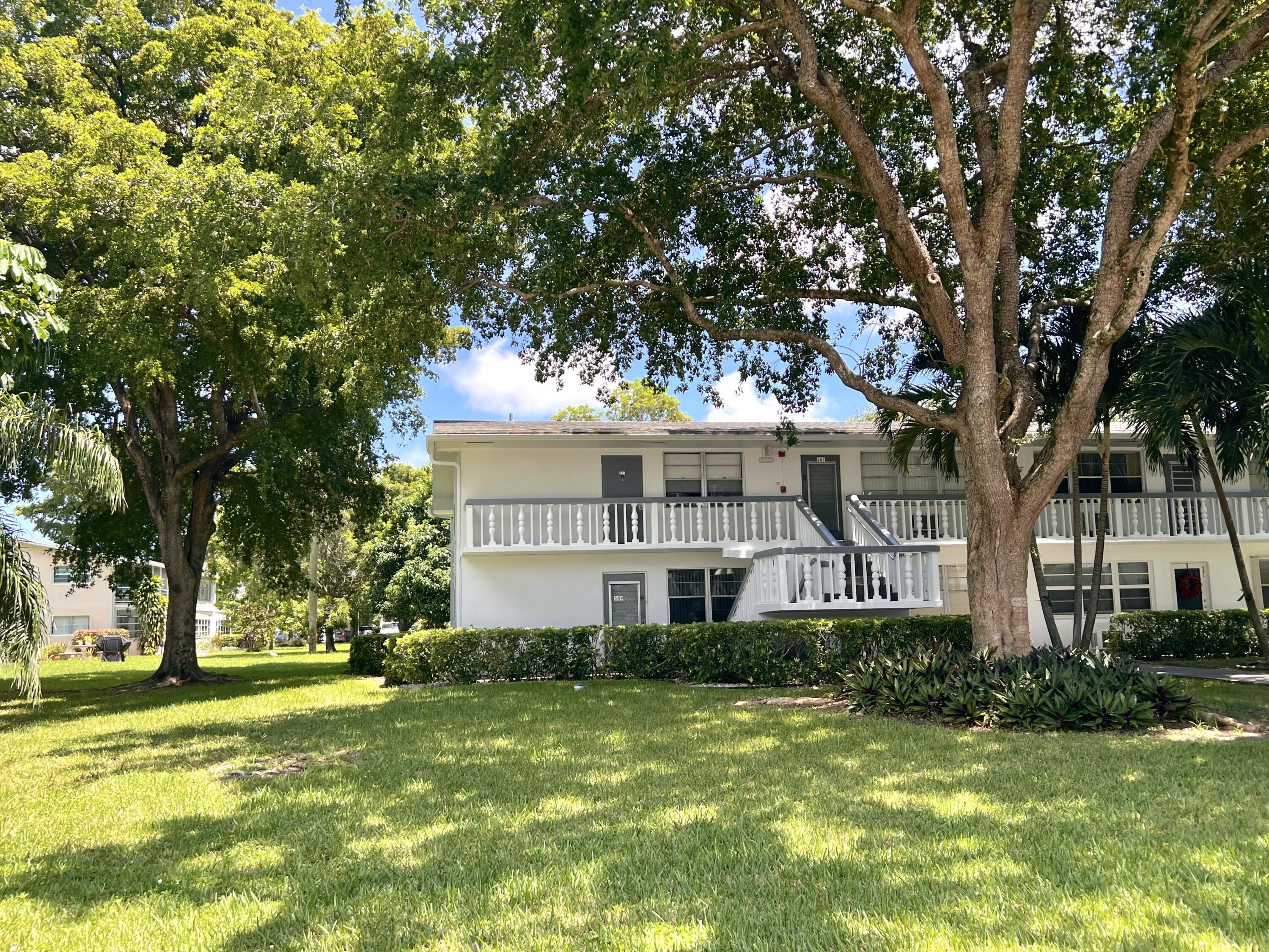 561 DURHAM T # T, Deerfield Beach FL 33442
