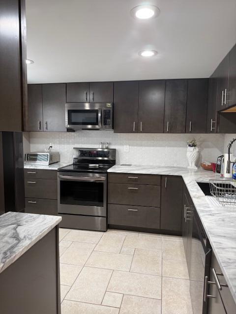 99 Capri C # 99, Delray Beach FL 33484
