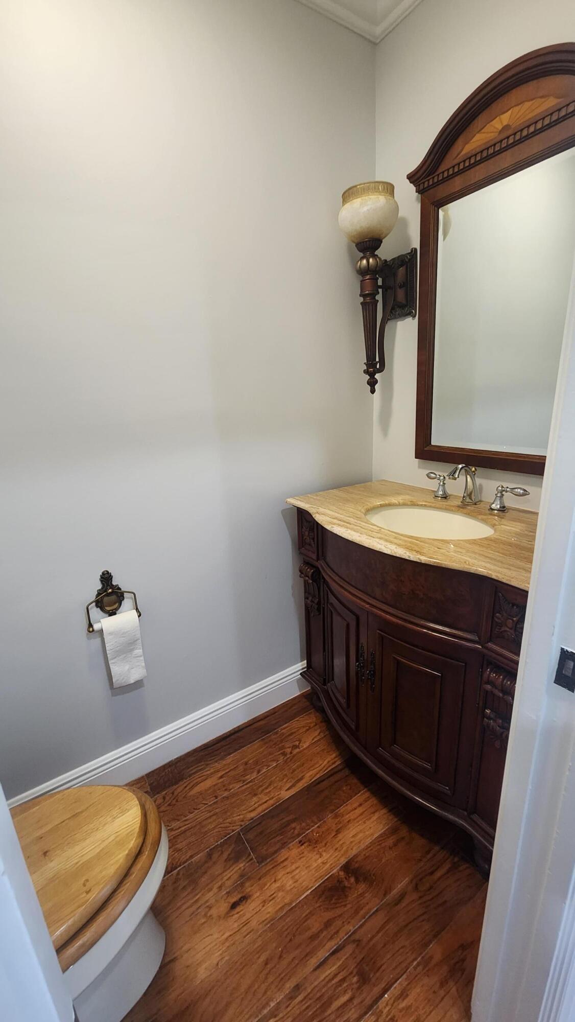360 Canal Point S — Photo 4