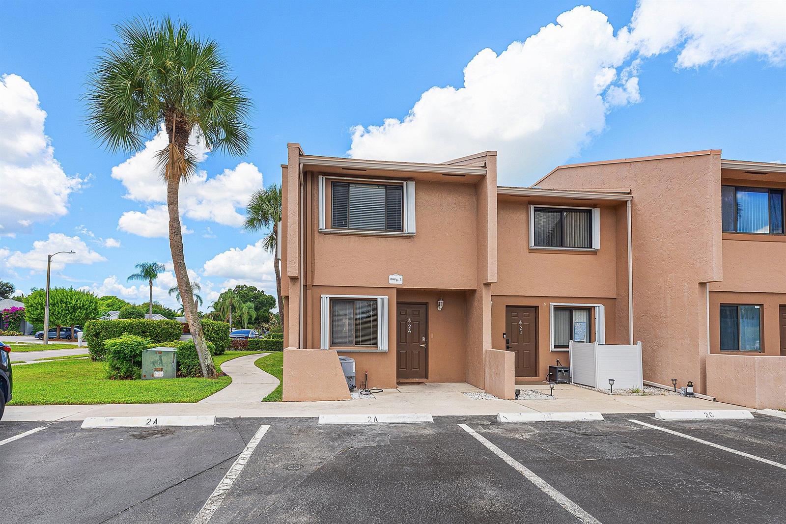 002-139SparrowDrive-2A-RoyalPalmBeach-FL