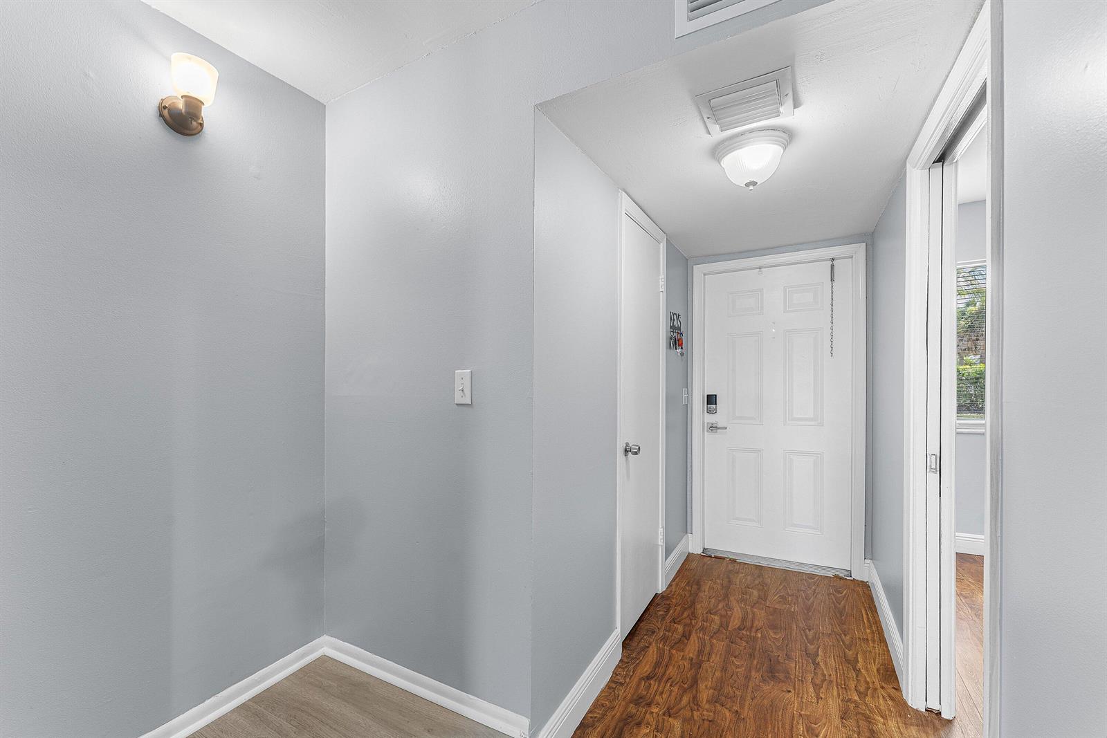 005-139SparrowDrive-2A-RoyalPalmBeach-FL