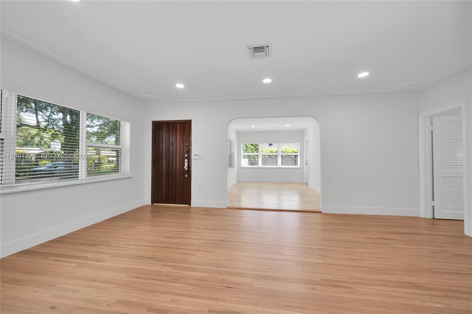1540 Sarria Ave — Photo 5