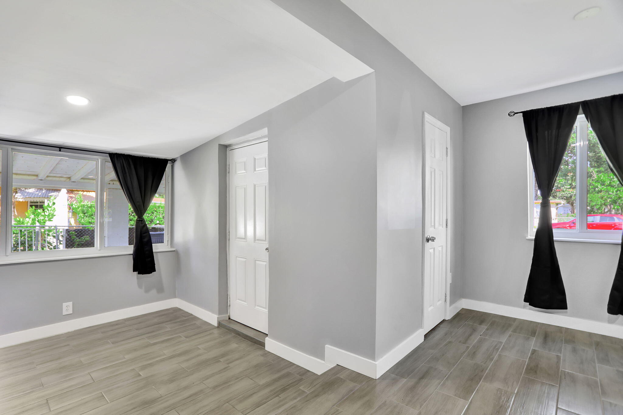 3440 NW 8th Court — Photo 4
