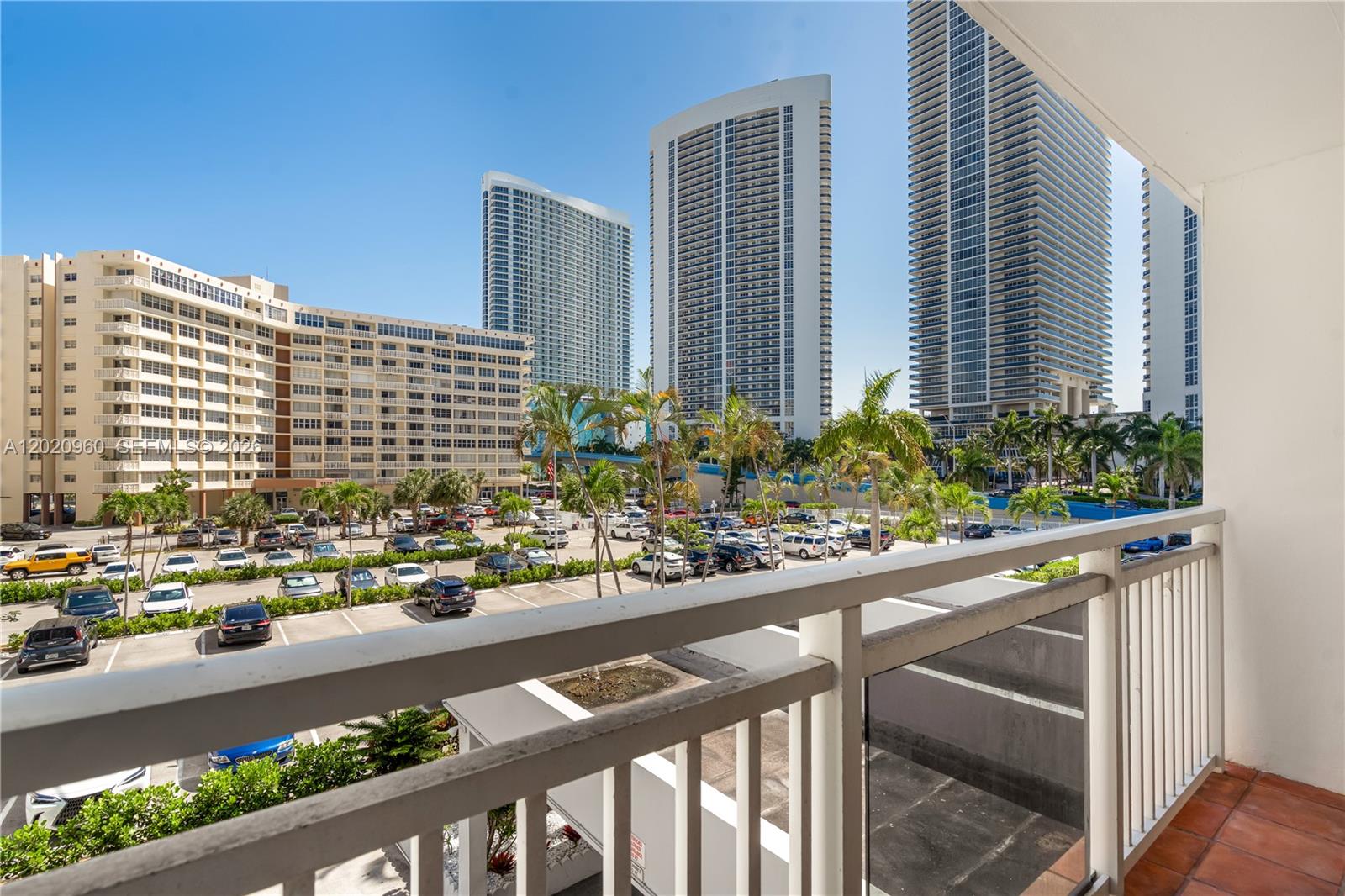 1849 S Ocean Dr # 305, Hallandale Beach FL 33009