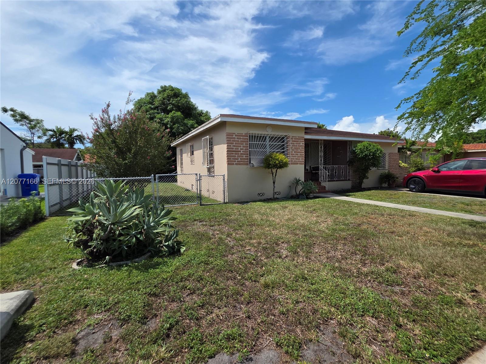 3070 NW 6th St — Photo 5