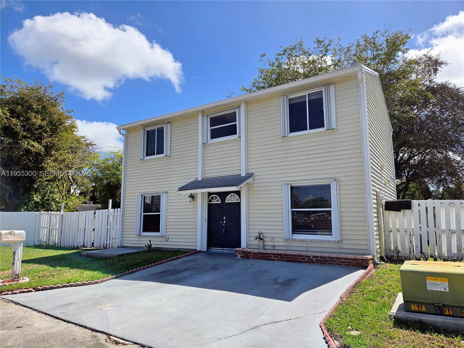 854 SW 8th Pl, Florida City FL 33034
