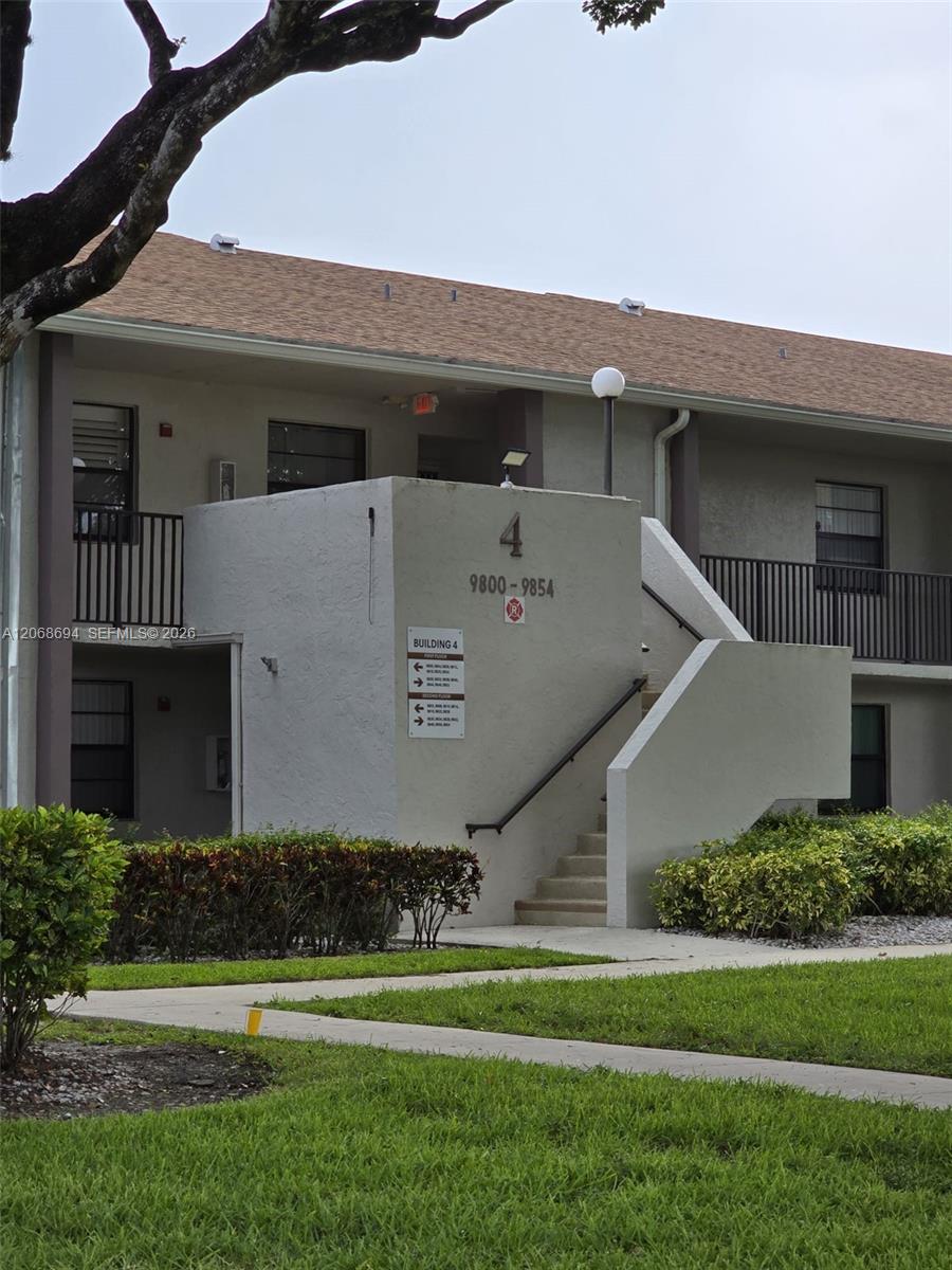 9830 W Mcnab Rd # 208 — Photo 4