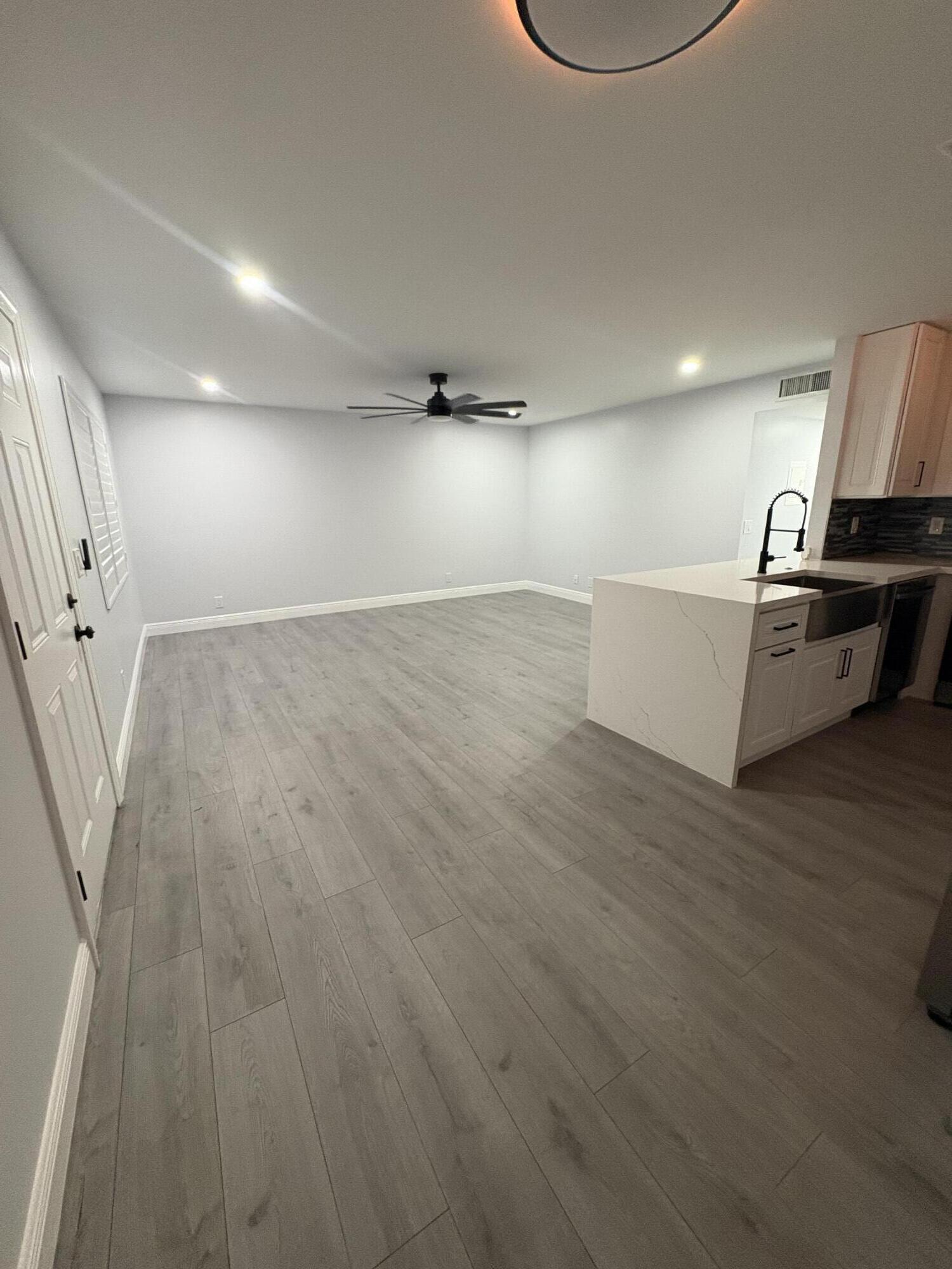29 Burgundy A, Delray Beach FL 33484