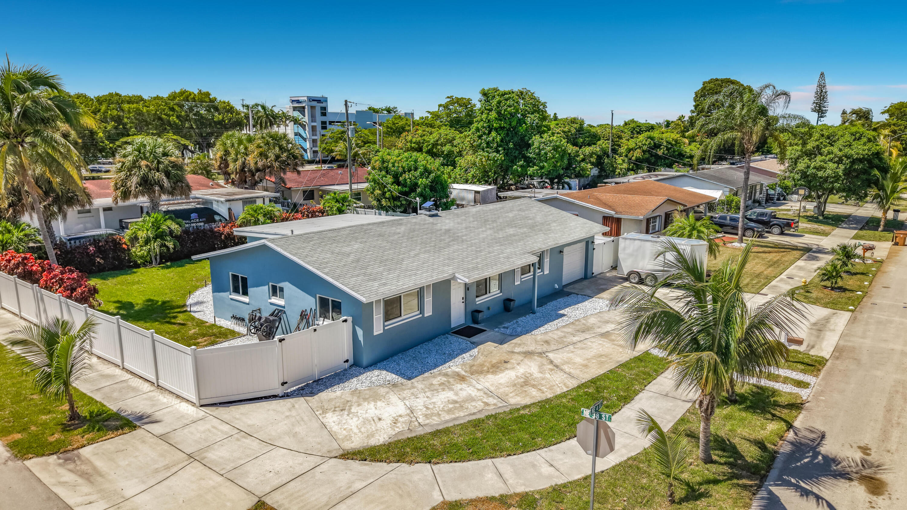 3801 NE 4th Avenue, Pompano Beach FL 33064