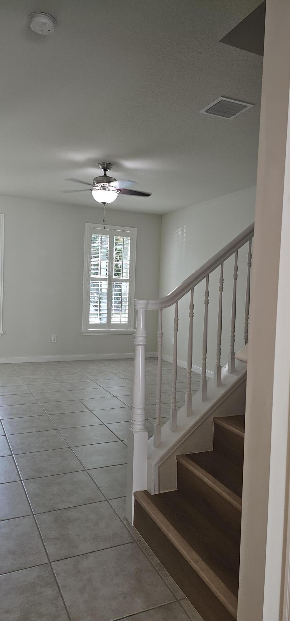 1173 ISLAMORADA Drive — Photo 3