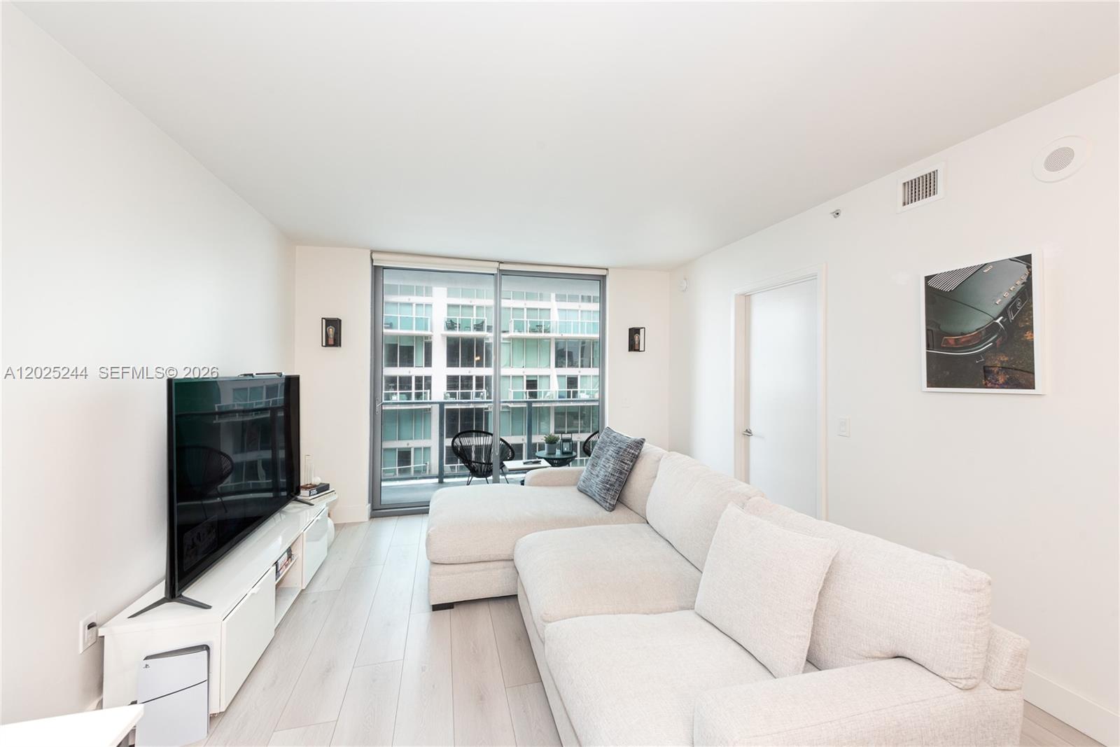 31 SE 6th St # 2506, Miami FL 33131