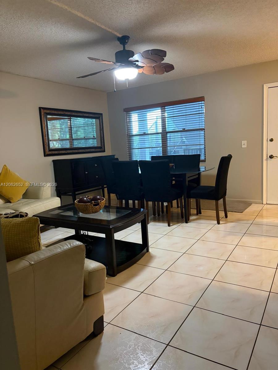 1401 SW 135th Ter # 302H — Photo 4