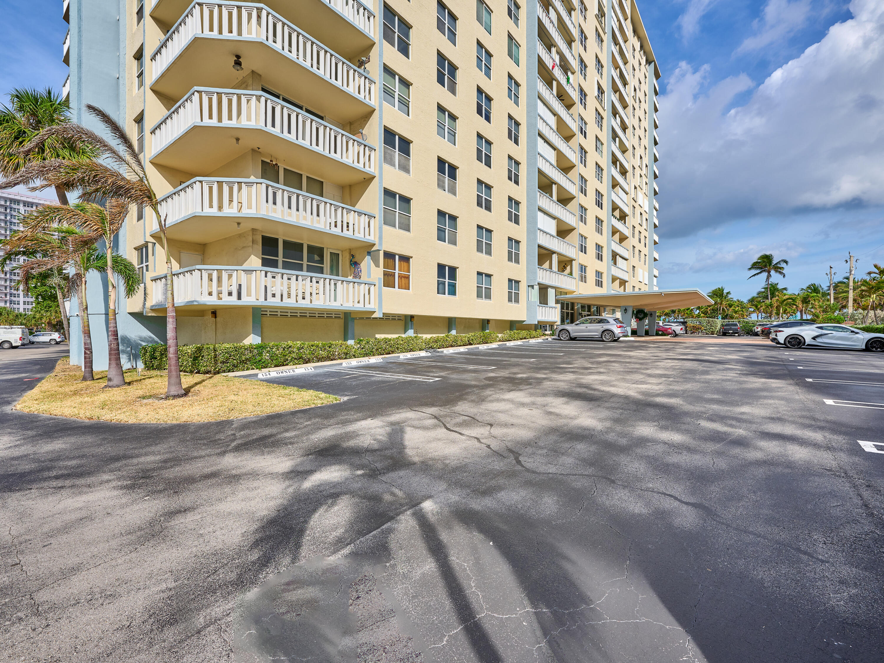 305 N Pompano Beach Boulevard # 405 — Photo 3