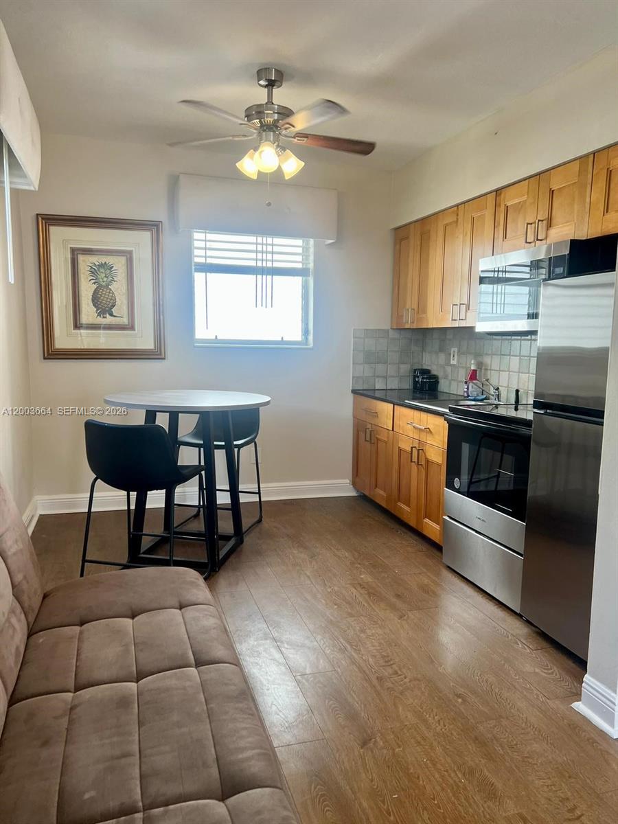 740 Michigan Ave # 10 — Photo 3