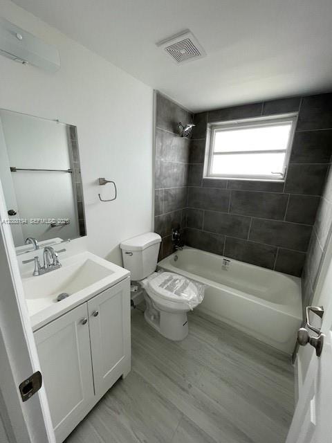 920 SE 2nd Ave # 9 — Photo 5