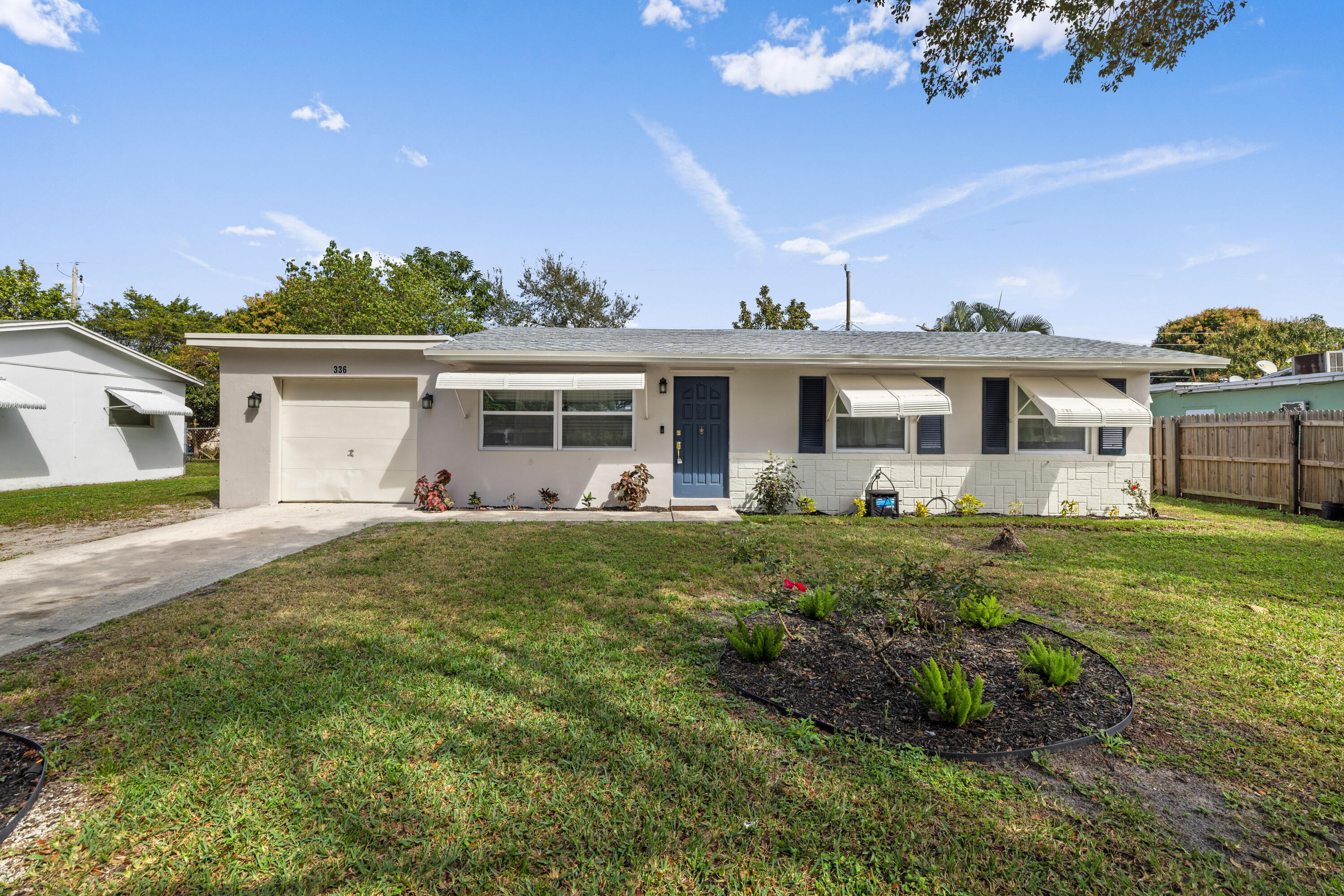 336 S CHILLINGWORTH Drive, West Palm Beach FL 33409