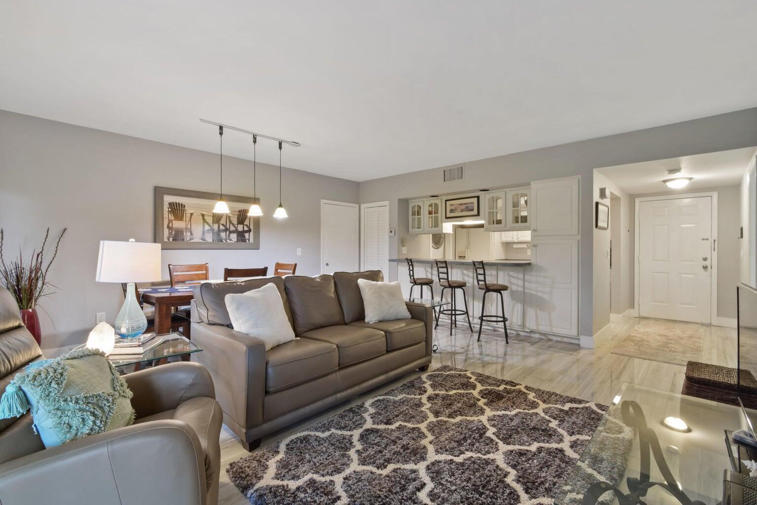 13334 Polo Club Road # 250 — Photo 2