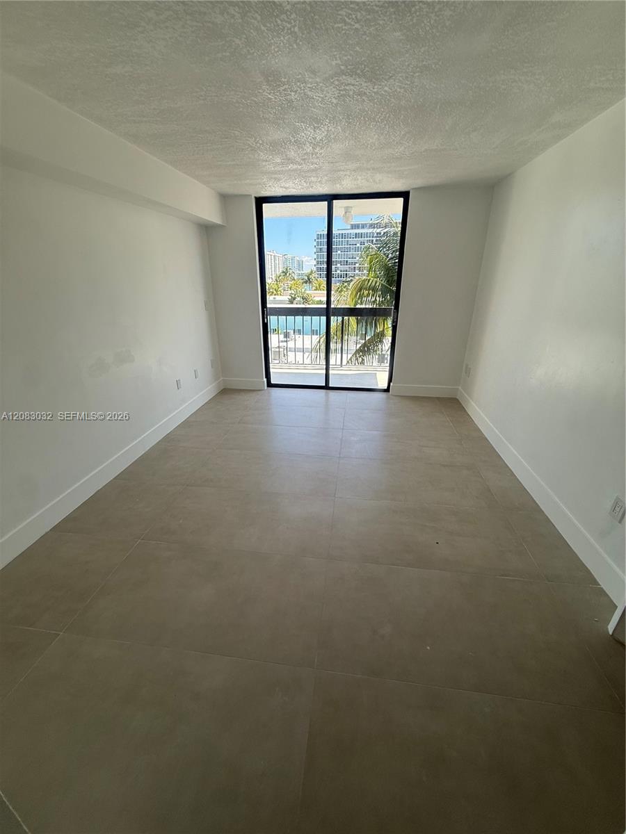 6937 bay dr # 510 — Photo 5