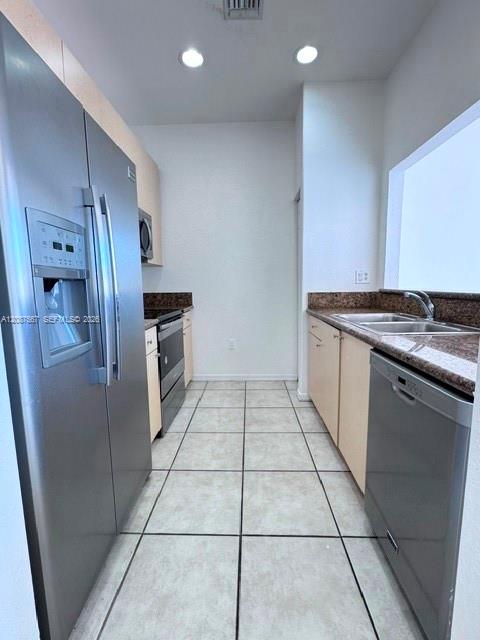 11102 SW 236th Ter — Photo 2