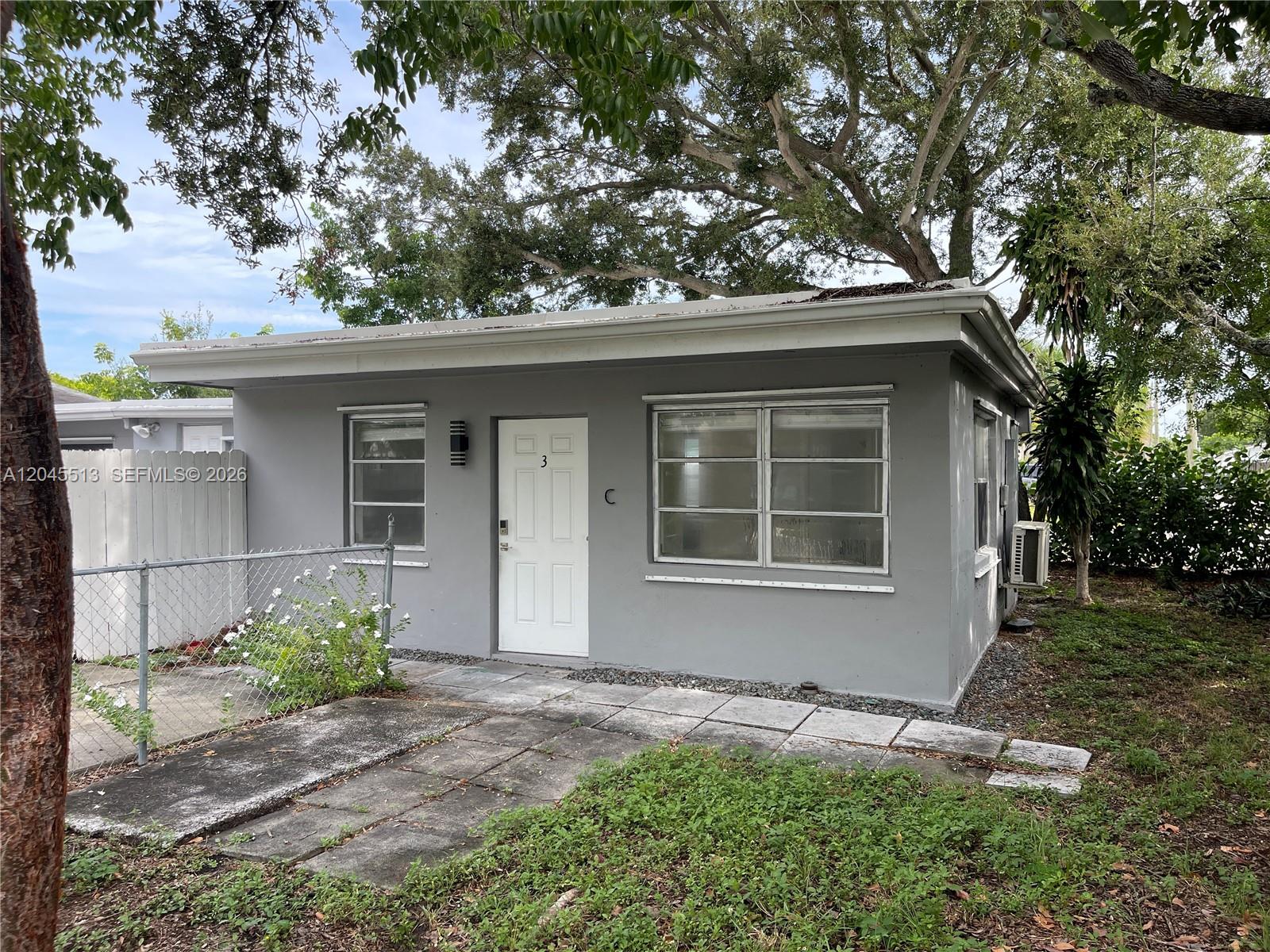 325 SW 14th Ct # C, Fort Lauderdale FL 33315