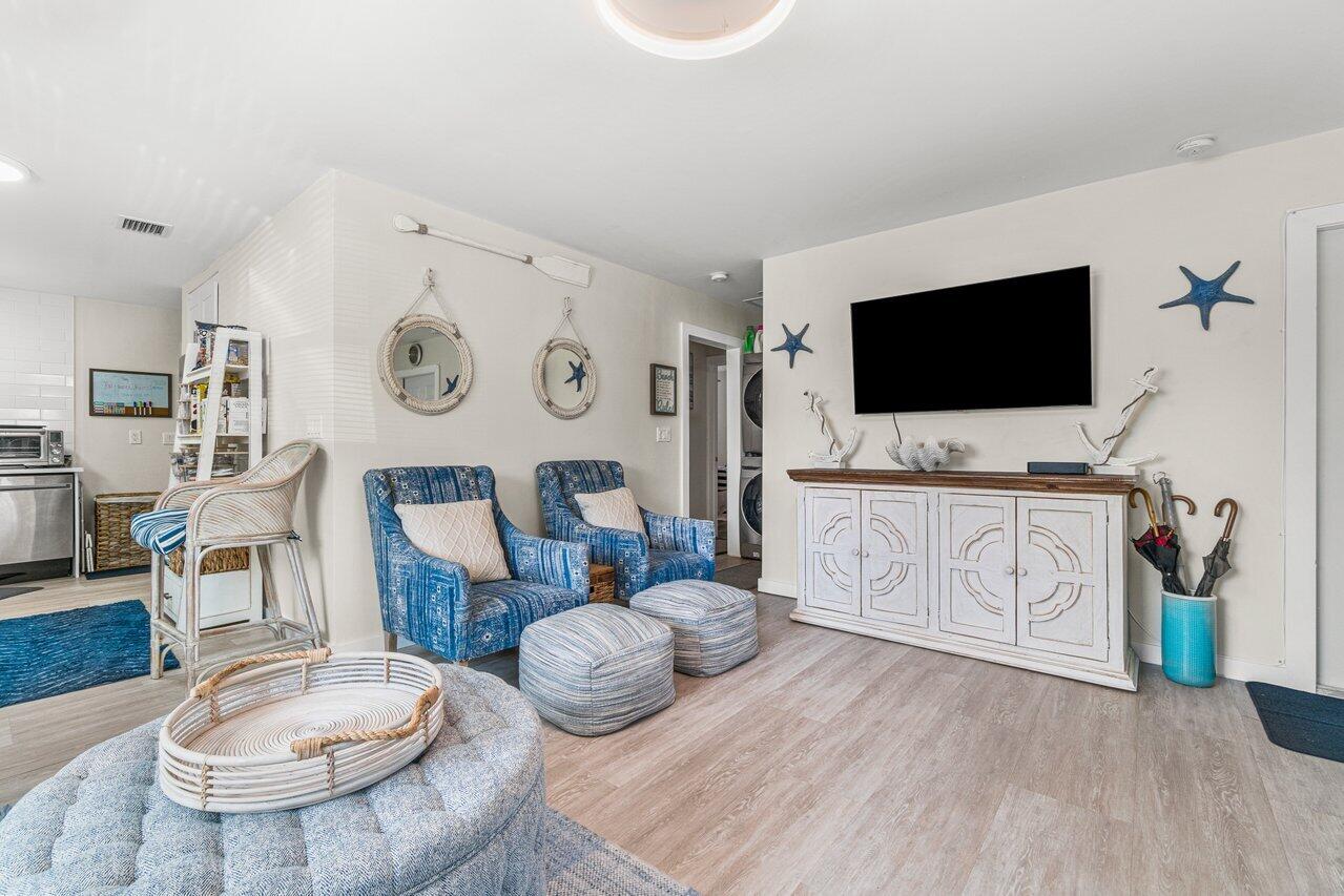 124 MAYFIELD Road # W — Photo 4