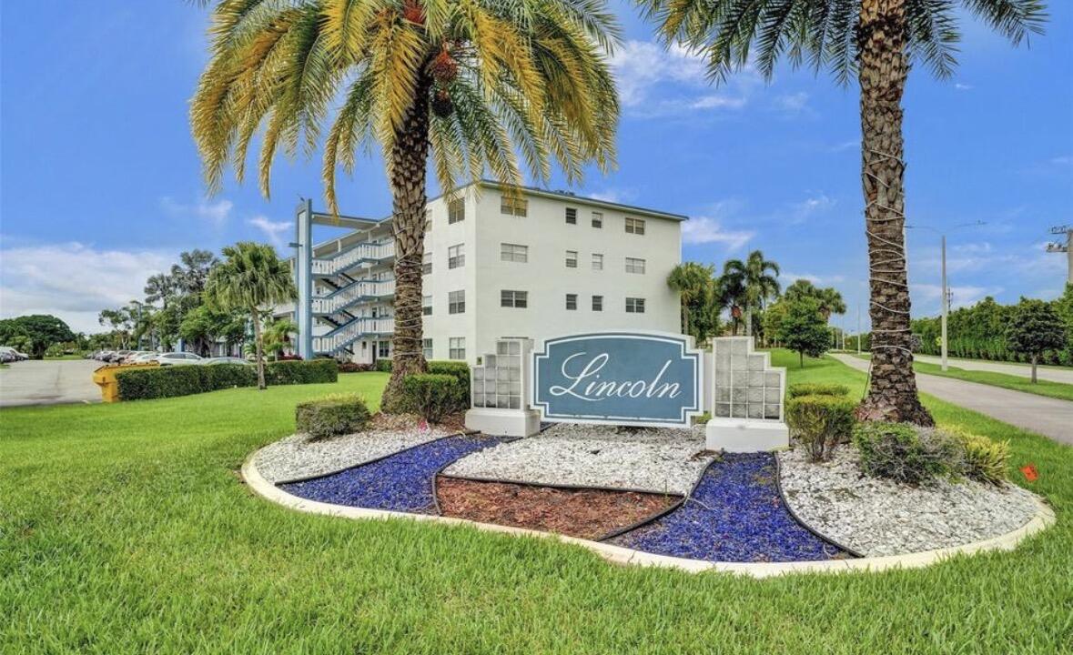 3004 Lincoln A, Boca Raton FL 33434