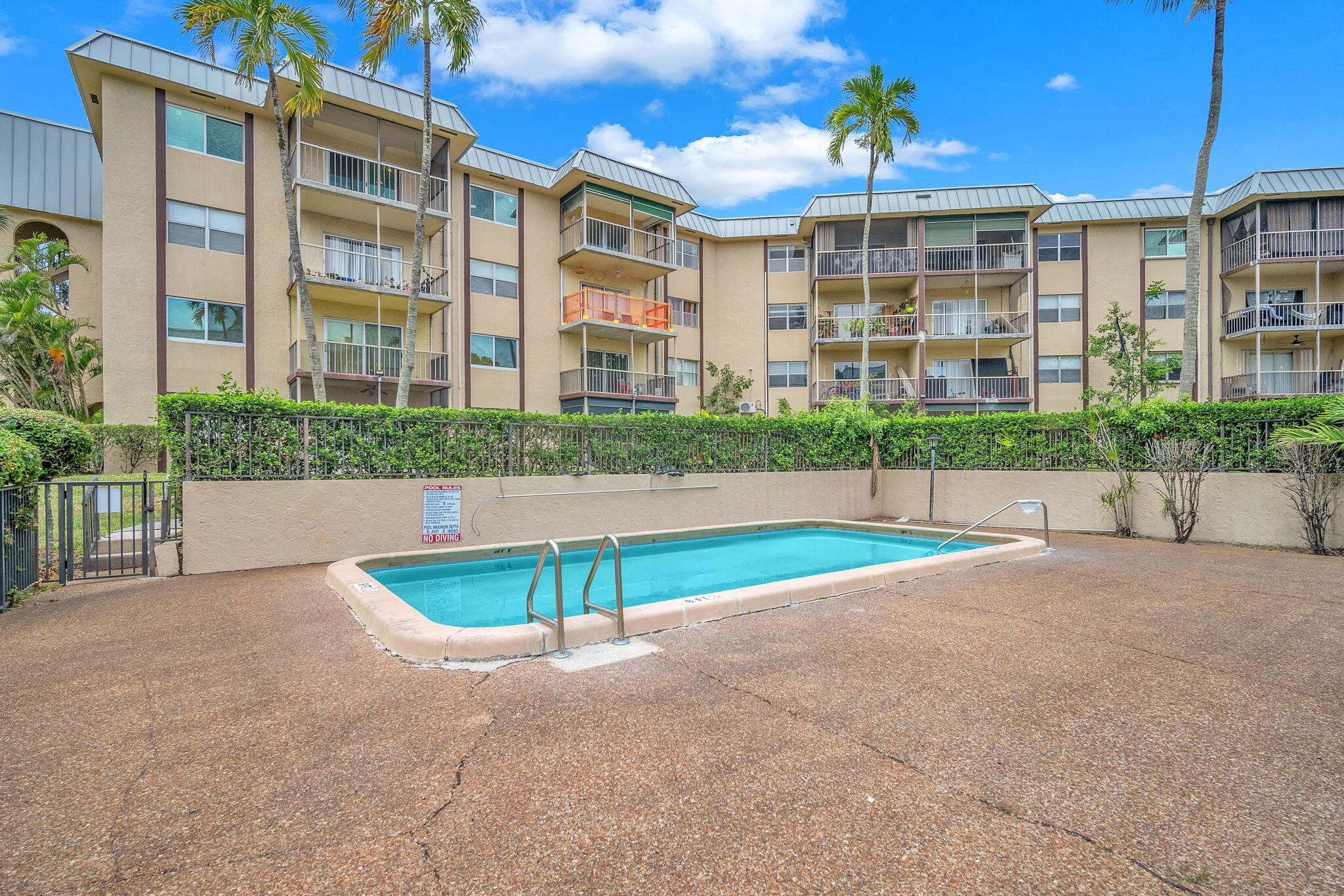 6361 N Falls Cir Drive # 408, Lauderhill FL 33319