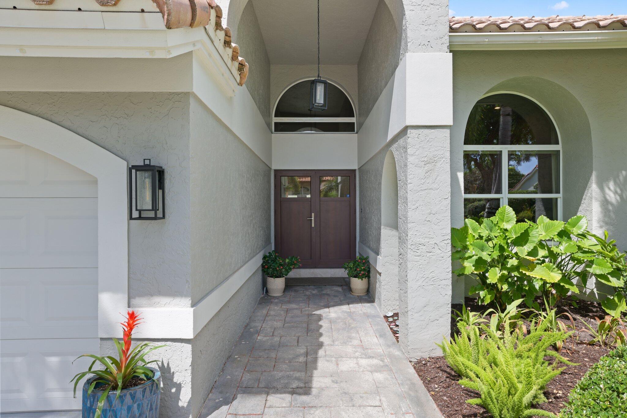 2911 NW 28TH Terrace — Photo 4