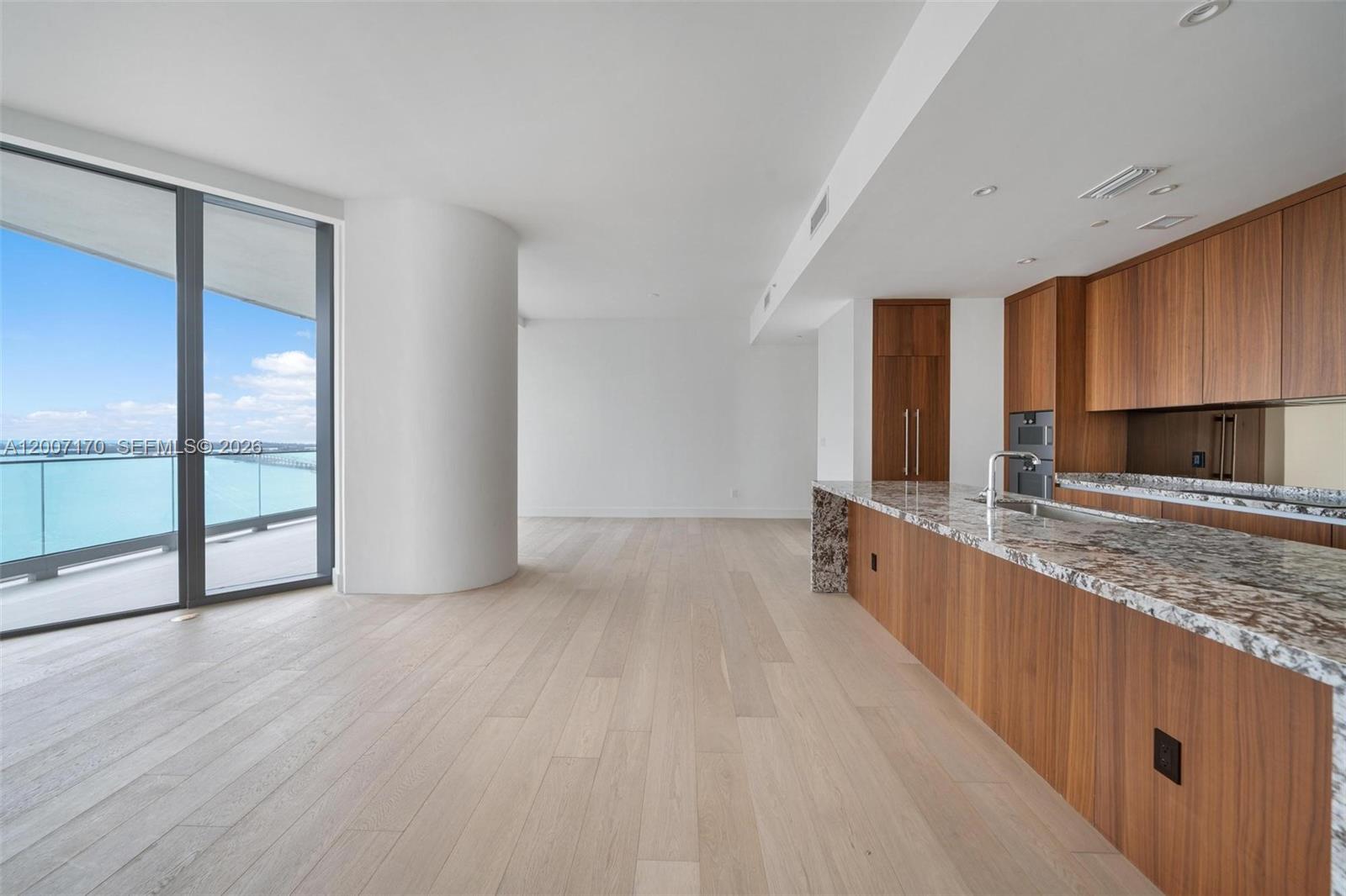 175 SE 25th RD # 1904, Miami FL 33129