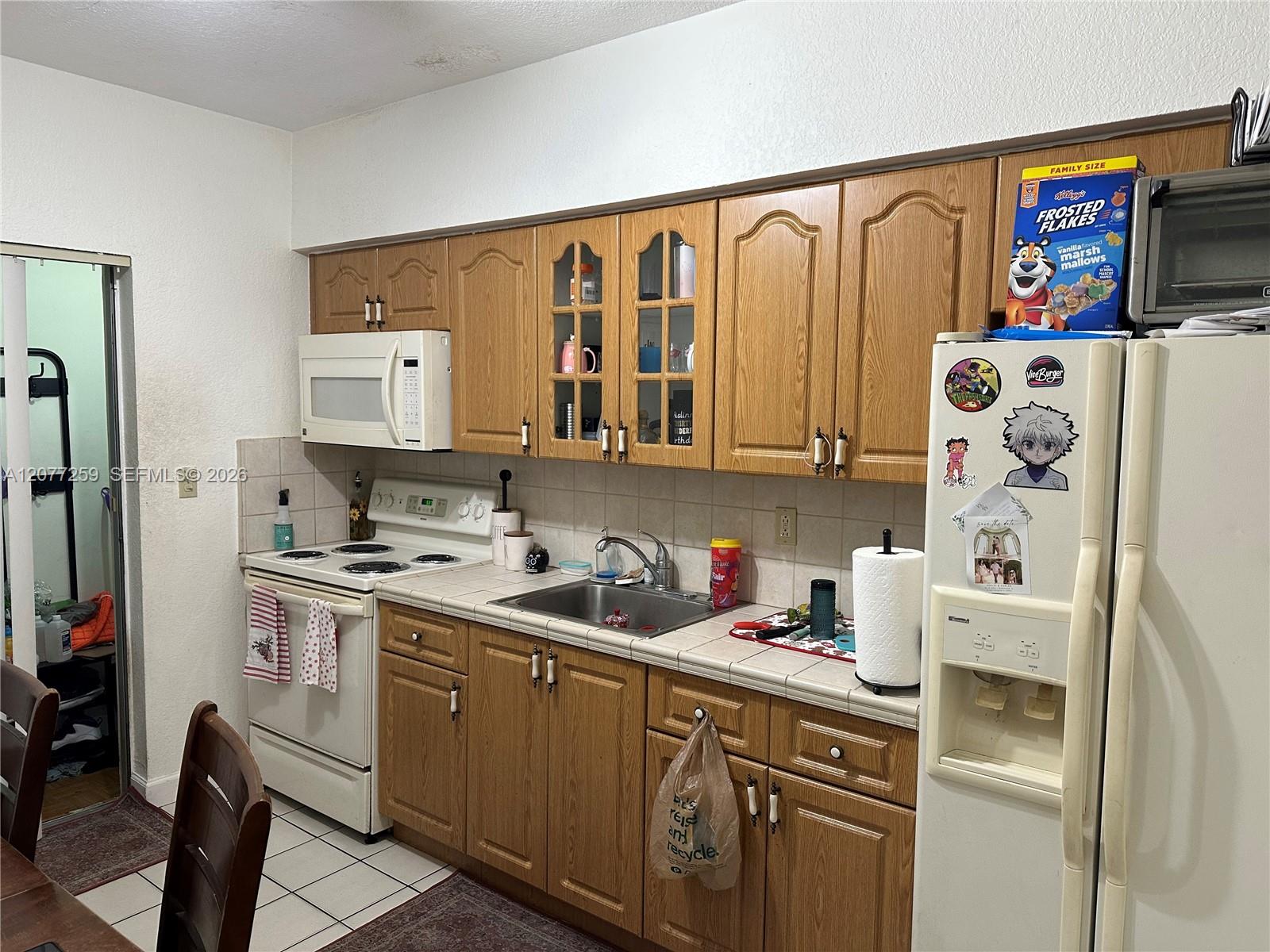 1838 NW 18th St — Photo 5