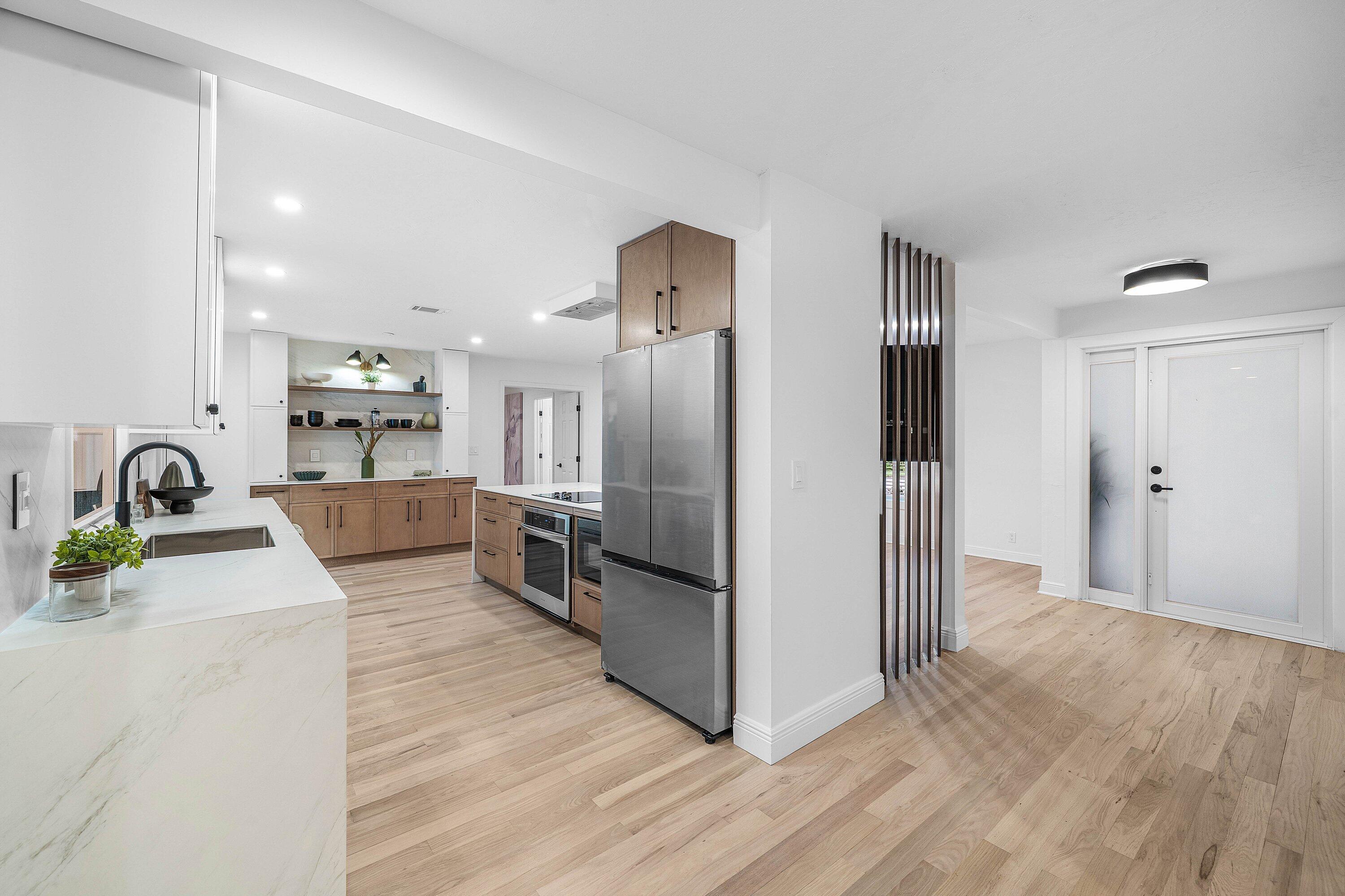 1551 SW 10th Street — Photo 5