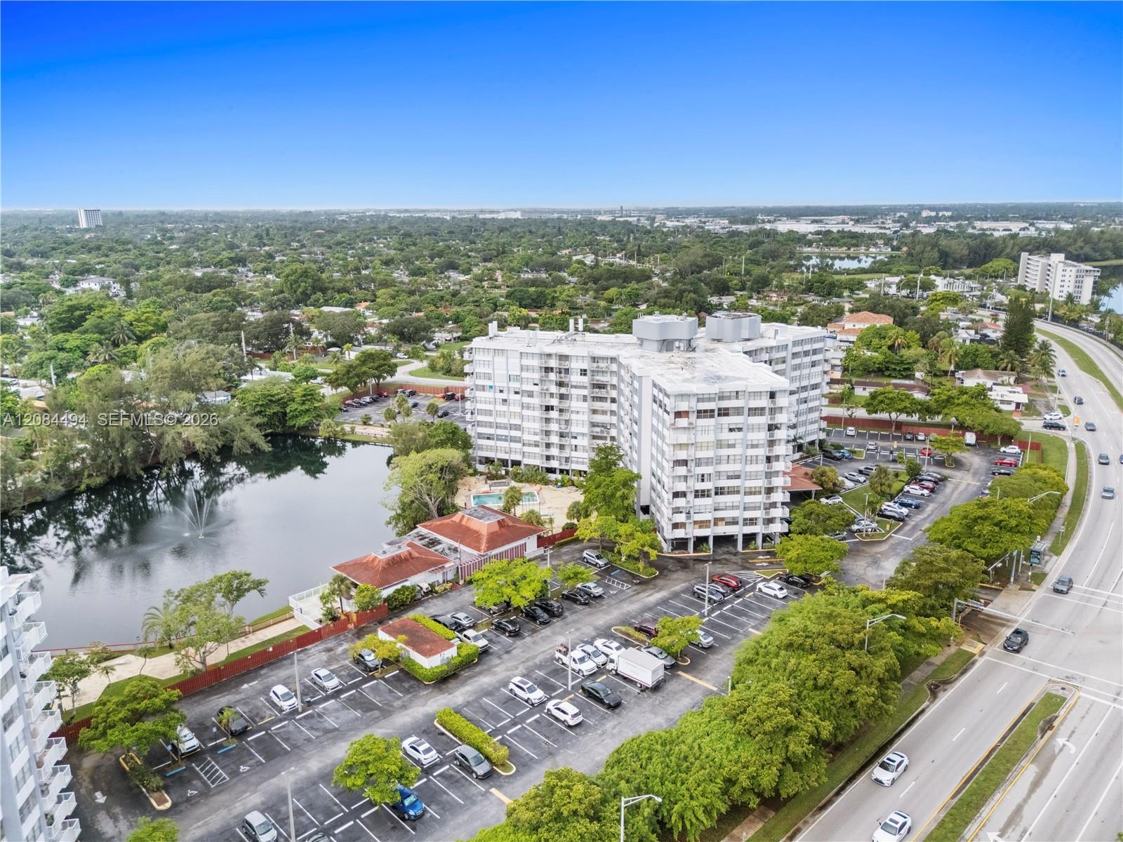 1200 NE Miami Gardens Dr # 315W — Photo 5