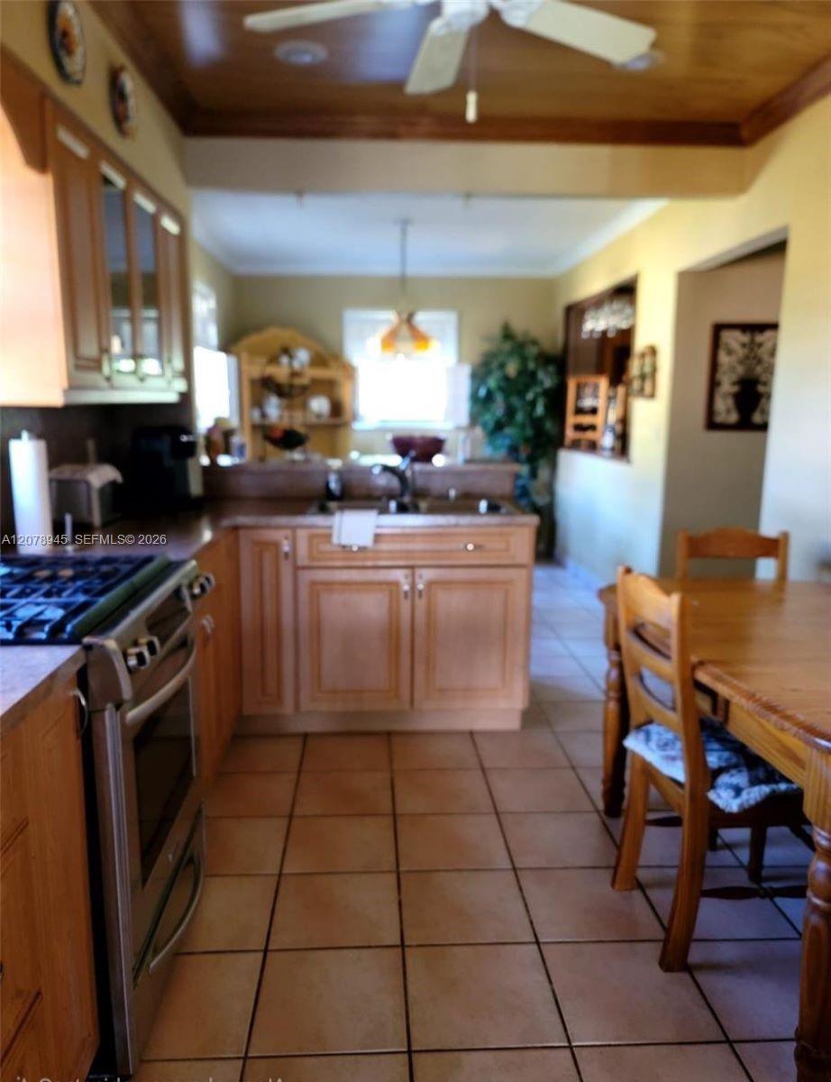 1645 SW 83rd Ave — Photo 4