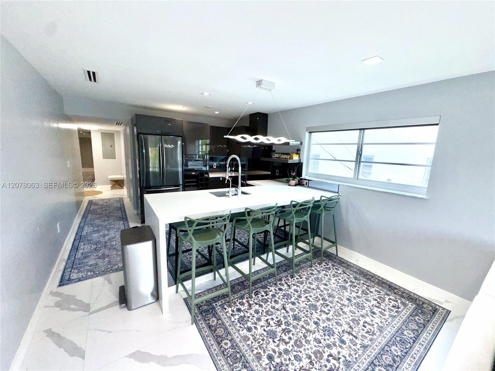 1428 Euclid Ave # 207 — Photo 2